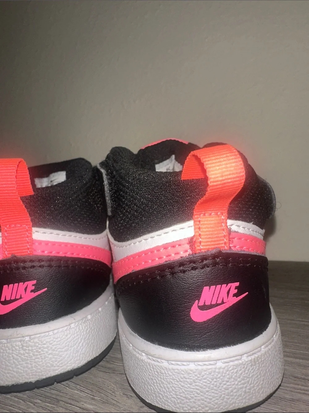 Nike Court Borough Mid 2 Black White Pink size 6c